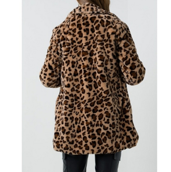 Leopard Faux Fur coat - Picture 9 of 9